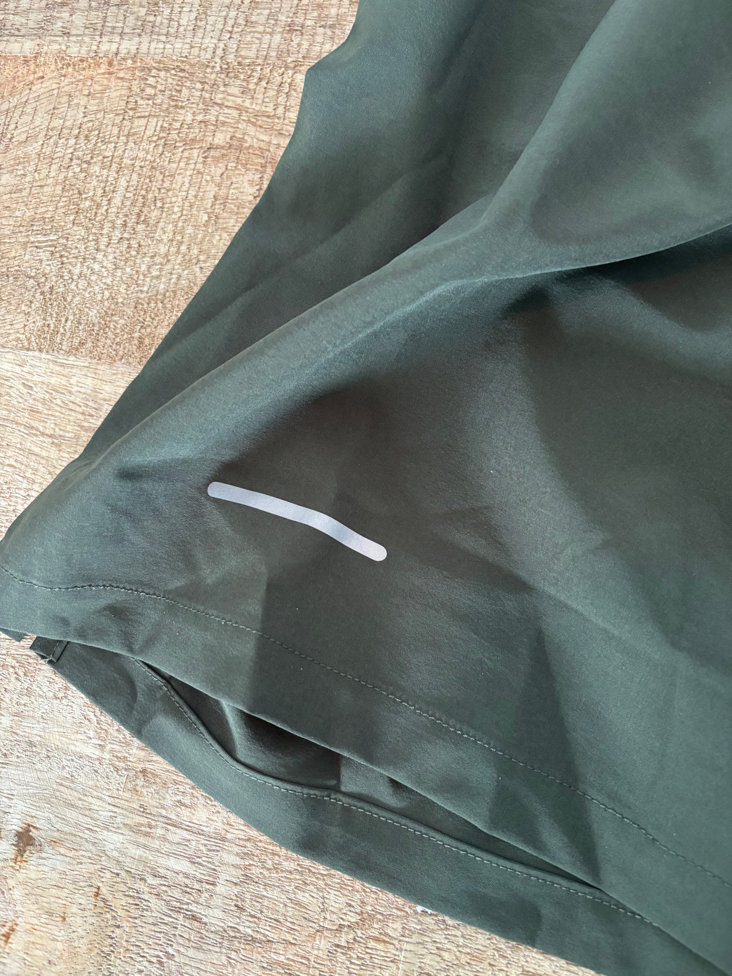 Pantalón corto verde