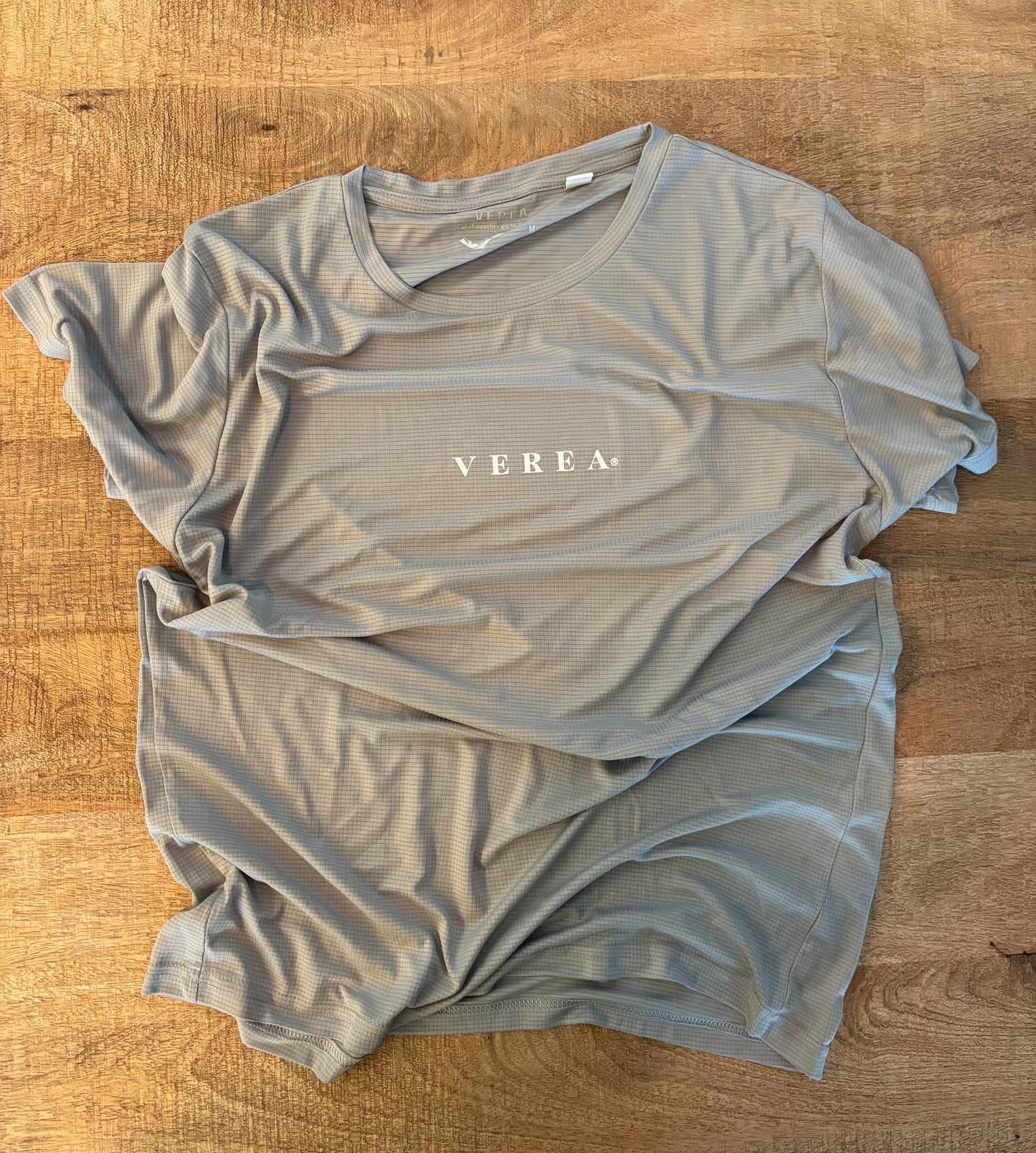 Camiseta técnica Grey