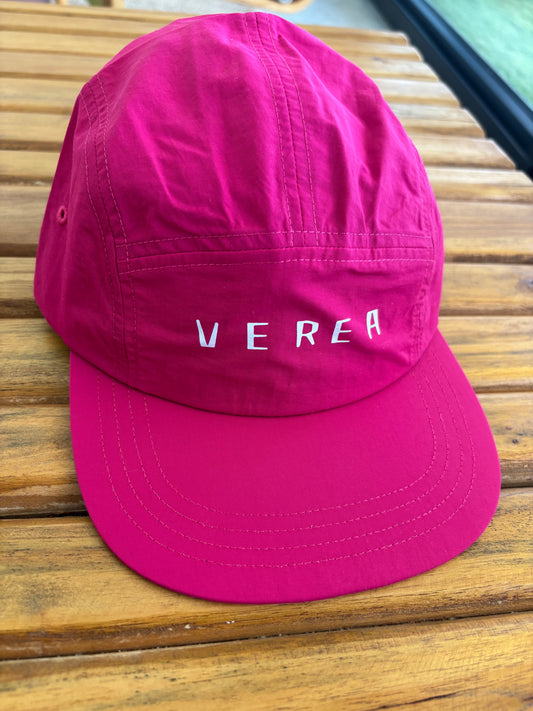 Gorra 5 paneles rosa